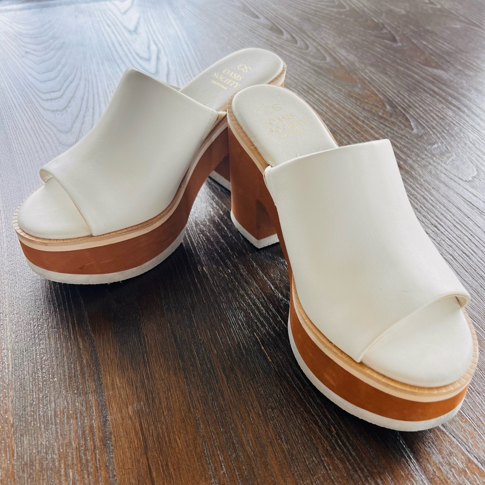 Oasis Society sandals